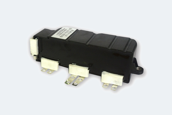 明路新能源汽車電容